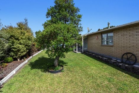 Photo of property in 12 Syme Crescent, Kawerau, 3127