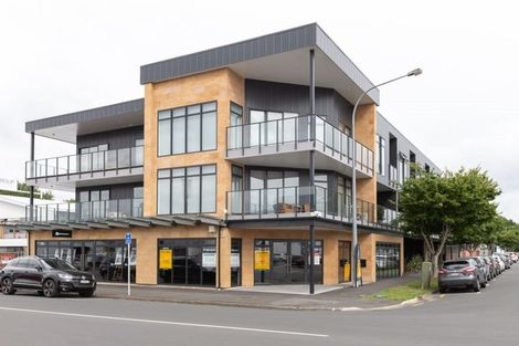 Photo of property in 11/13 Vialou Street, Hamilton Central, Hamilton, 3204