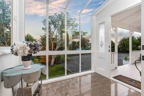 Photo of property in 7 Dene Court Lane, Greenhithe, Auckland, 0632