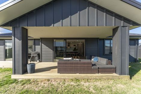 Photo of property in 24 Maunganamu Drive, Wharewaka, Taupo, 3330