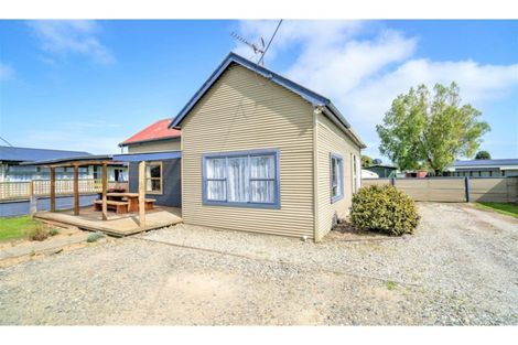 Photo of property in 58 Mauchline Street, Wallacetown, 9816