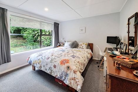 Photo of property in 14 Montgomery Avenue, Karori, Wellington, 6012