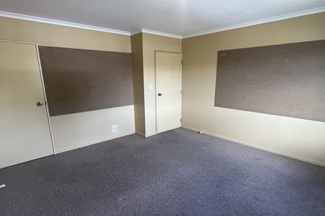 Photo of property in 1 Cleland Street, Palmerston North, 4410