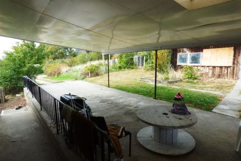 Photo of property in 23 Gorge Road, Clinton, 9534