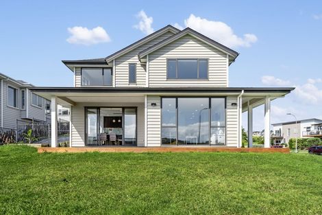 Photo of property in 1 Parkview Drive, Gulf Harbour, Whangaparaoa, 0930