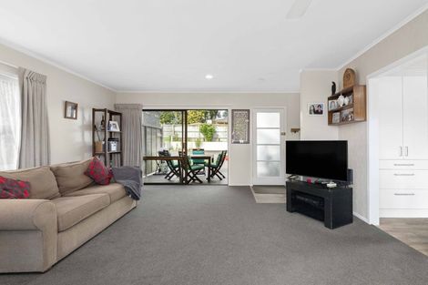 Photo of property in 5 Campbell Street, Waiuku, 2123