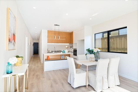 Photo of property in 38 Whakairo Crescent, Gulf Harbour, Whangaparaoa, 0930