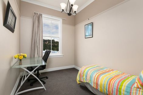 Photo of property in 37 Drummond Street, Mount Cook, Wellington, 6021