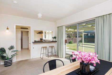 Photo of property in 14 Hampden Street, Awapuni, Palmerston North, 4412