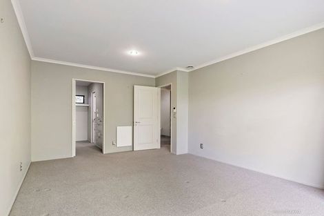 Photo of property in 5 Bank Road, Northland, Wellington, 6012