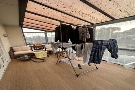 Photo of property in 1 Bentley Avenue, Glenfield, Auckland, 0629