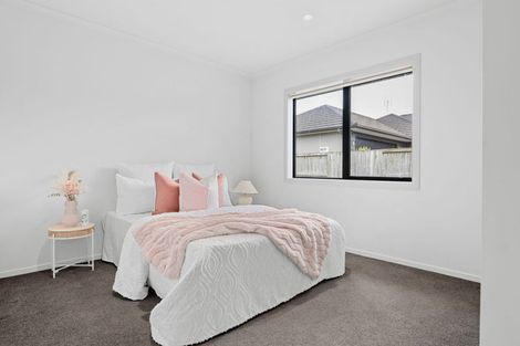 Photo of property in 19 Teatree Close, Huntington, Hamilton, 3210