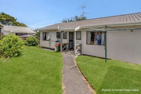 Photo of property in 2/17 Mcdougall Street, Manurewa East, Auckland, 2102