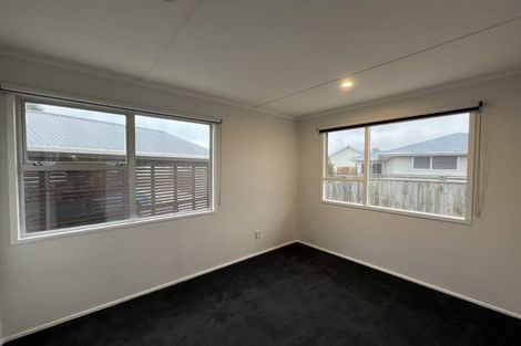 Photo of property in 7 Sharda Grove, Paraparaumu Beach, Paraparaumu, 5032