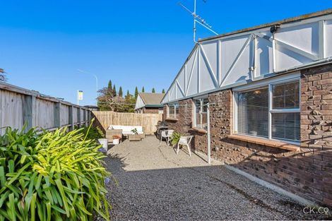 Photo of property in 43a Ludlam Crescent, Woburn, Lower Hutt, 5010