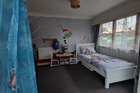 Photo of property in 8 Adams Place, Te Kamo, Whangarei, 0112