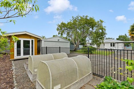 Photo of property in 9 King Street, Carterton, 5713