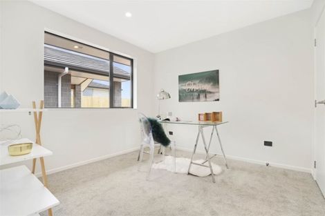 Photo of property in 4 Paiaka Place, Rototuna North, Hamilton, 3210