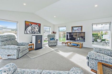 Photo of property in 45 Navy Loop, Rolleston, 7614