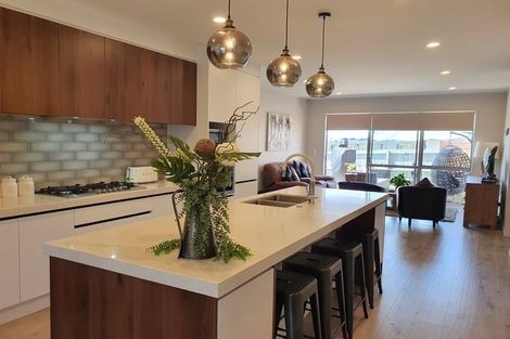 Photo of property in 35 Harriet Johnston Drive, Pokeno, 2402