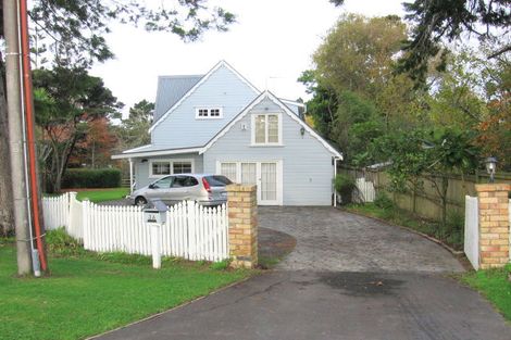 Photo of property in 2/3 Roland Road, Greenhithe, Auckland, 0632