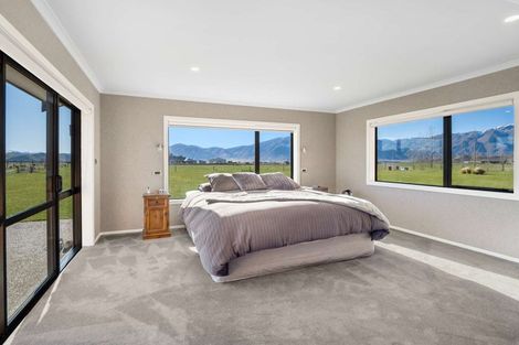 Photo of property in 10 Hardacre Place, Omarama, 9412