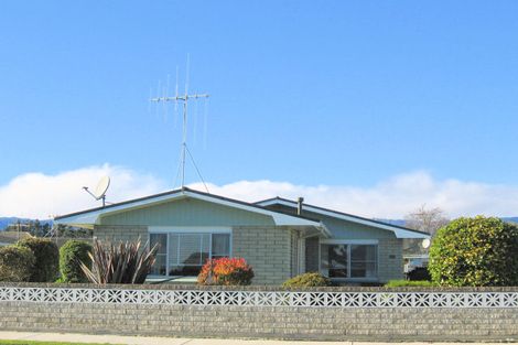 Photo of property in 66 Te Rauparaha Street, Otaki, 5512