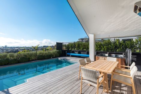 Photo of property in 17 Longbow Terrace, Flagstaff, Hamilton, 3210