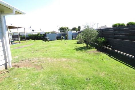Photo of property in 18 Campbell Street, Hawera, 4610
