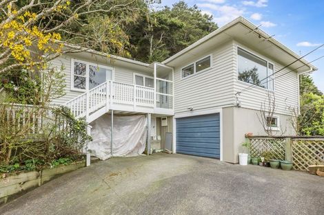 Photo of property in 10 Faris Crescent, Wainuiomata, Lower Hutt, 5014