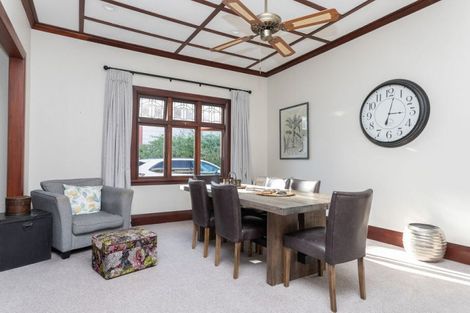 Photo of property in 24 Chamberlain Street, Dannevirke, 4930