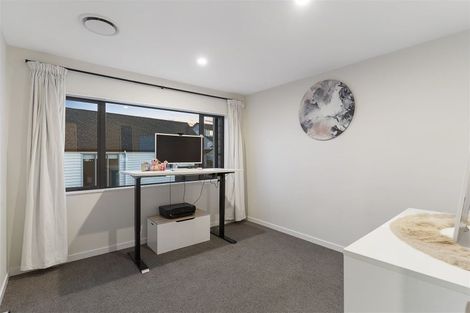 Photo of property in 4 Moki Place, Long Bay, Auckland, 0630