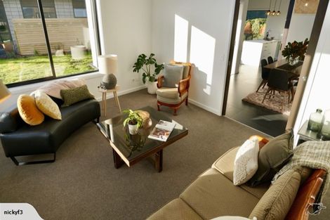 Photo of property in 7 Te Heke Place, Waikanae, 5036