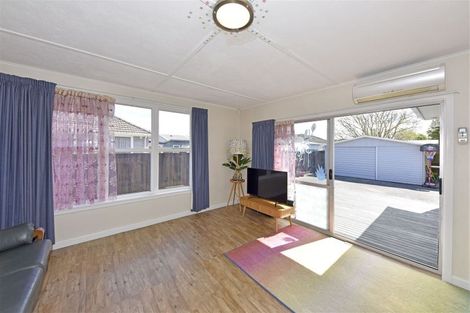 Photo of property in 12 Glenfield Crescent, Mairehau, Christchurch, 8052