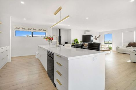 Photo of property in 2 Elm Tree Lane, Huntingdon, Ashburton, 7774