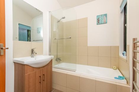 Photo of property in 366a Huia Road, Titirangi, Auckland, 0604