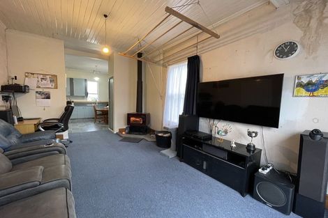 Photo of property in 15 May Street, Waiwera South, Clinton, 9584