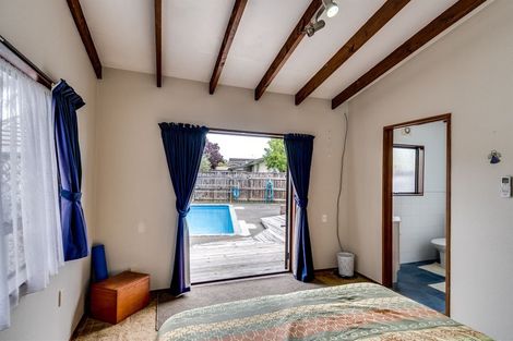 Photo of property in 22 Gebbie Road, Taradale, Napier, 4112