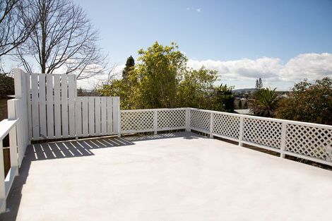 Photo of property in 1/5 Glenview Road, Glen Eden, Auckland, 0602