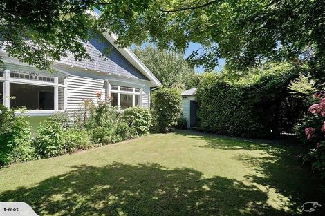 Photo of property in 34 Tui Street, Fendalton, Christchurch, 8041