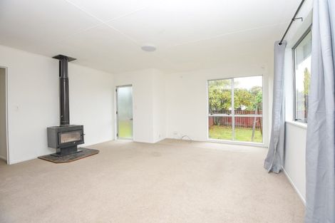 Photo of property in 14 Baillie Crescent, Carterton, 5713