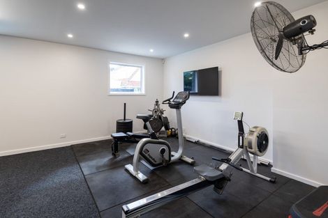 Photo of property in 15 Shelly Beach Parade, Cockle Bay, Auckland, 2014