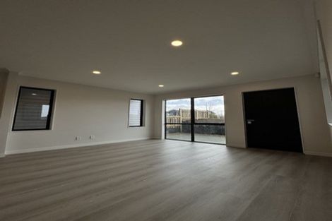 Photo of property in 5 Kikorangi Drive, Wainui, 0992