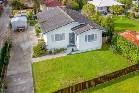 Photo of property in 38 Kirk Street, Otaki, 5512
