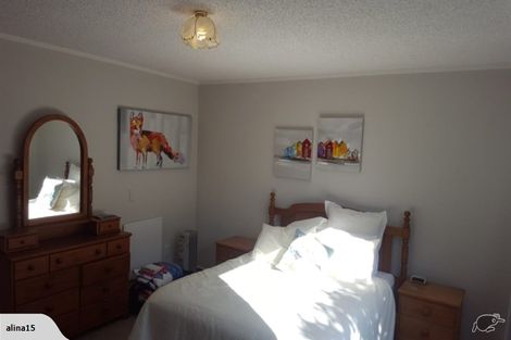 Photo of property in 23 Kanawa Street, Waikanae, 5036