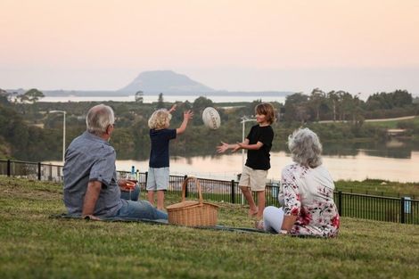 Photo of property in 14 Flounder Drive, Omokoroa, 3114