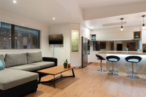 Photo of property in 33 Coast Boulevard, Papamoa Beach, Papamoa, 3118