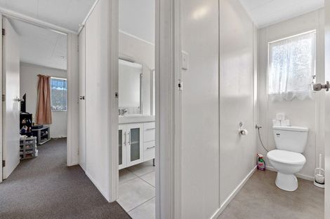 Photo of property in 144 Mahia Road, Wattle Downs, Auckland, 2103