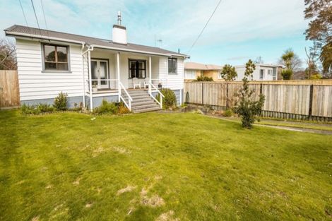 Photo of property in 13 Grand Vue Road, Kawaha Point, Rotorua, 3010