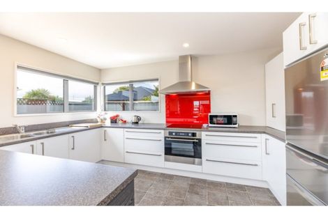 Photo of property in 1/49 Castletown Place, New Brighton, Christchurch, 8083